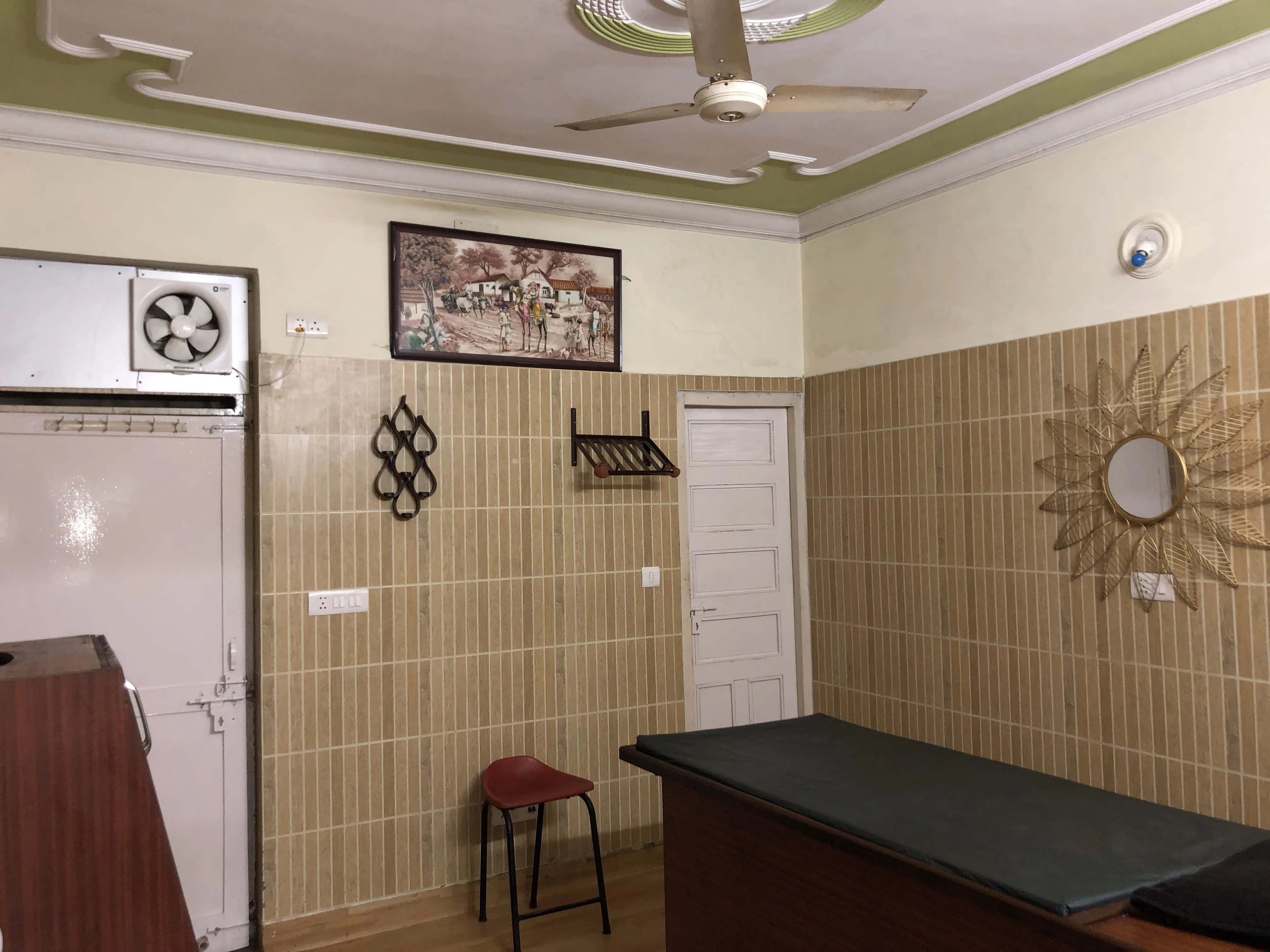 Sector 15 Clinic photo 13